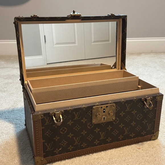 LOUIS VUITTON BOITE TRAIN CASE PHARMACY VANITY MAKE UP MIRROR LOCK AND KEY TRUNK - Picture 10 of 15